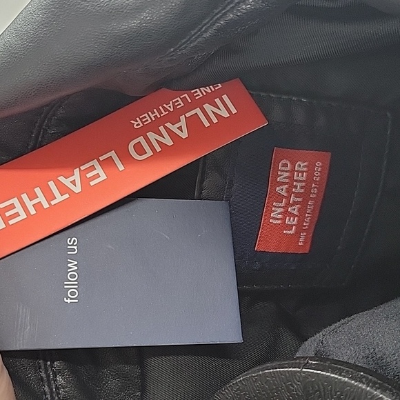 Women's Black Leather Jacket - Picture 15 of 16